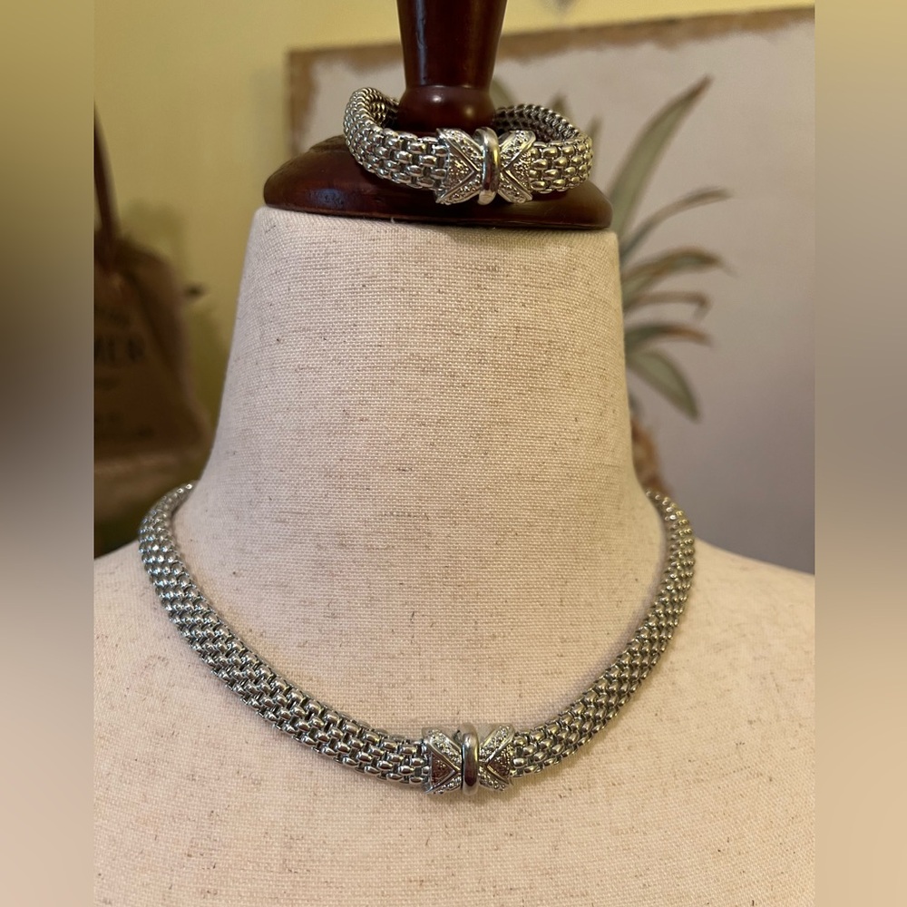 Silver Mesh Necklace and Bracelet Set NWOT - Picture 2 of 7
